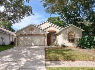 1414 Trail Boss Ln, Brandon, FL 33511