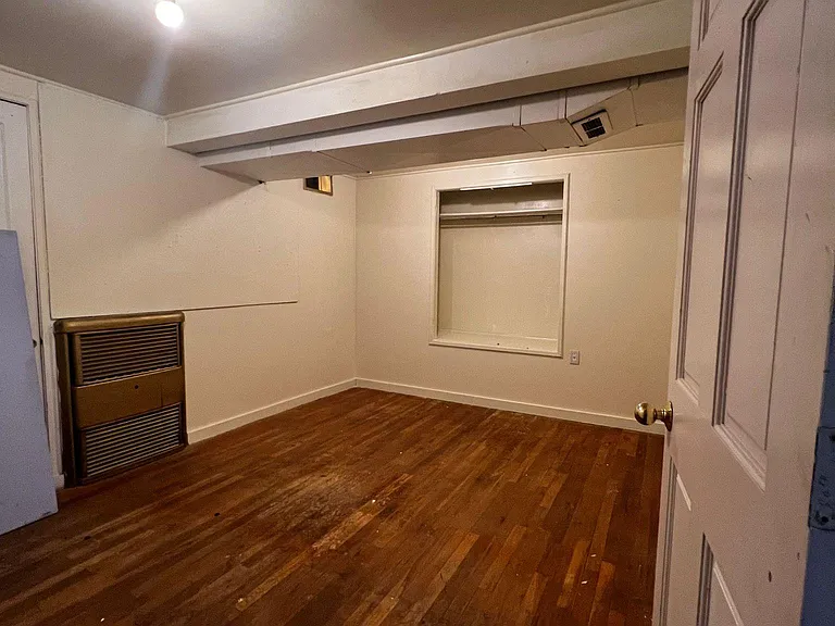 228 Arthur St — Photo 30