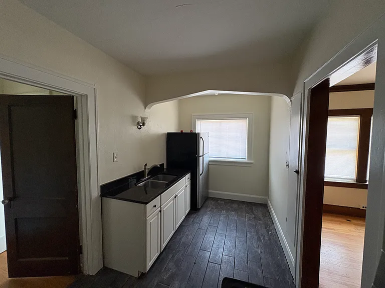 2222 Hancock St #2N — Photo 8