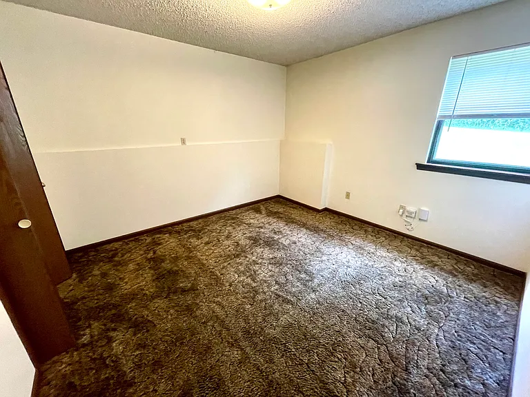 4515 W Millbrook Dr #E — Photo 12