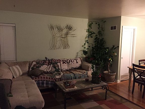 5th image of 788 Newport St