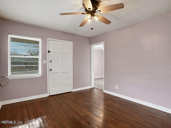 2nd image of 1735 W 11TH Street
