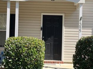 7355 Suncatcher Dr, Hanahan, SC 29410