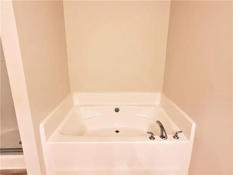 349 Turtle Creek Dr — Photo 13