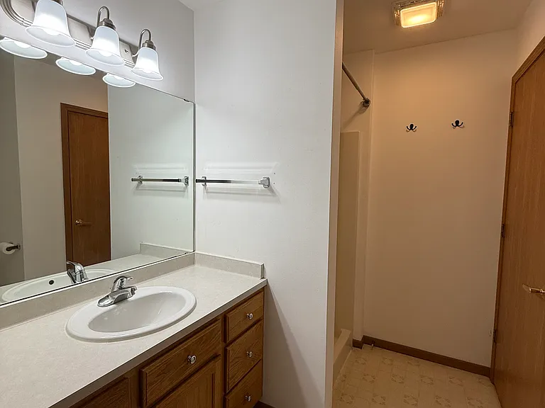 853 Saint Albert The Great Dr — Photo 27