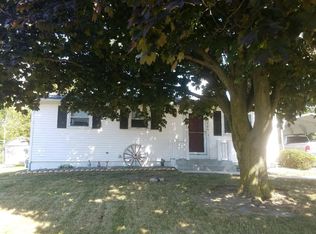 3785 Lynn Dr, Orchard Park, NY 14127