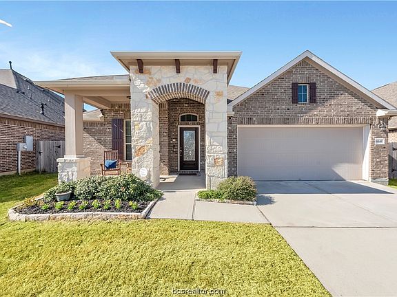 2nd image of 18846 Rosewood Terrace Dr