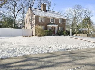 150 Heritage Ln, Weymouth, MA 02189