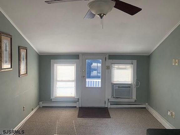 4th image of 939 Simpson Ave APT 3