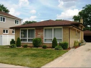 10113 Alice Ct, Oak Lawn, IL