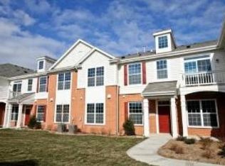 10201C Mulberry Ln, Bridgeview, IL 60455