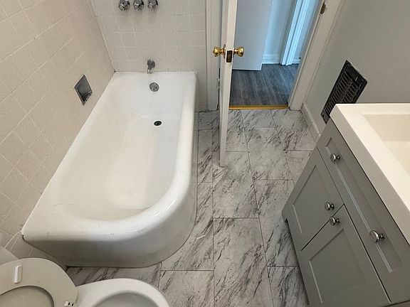 5th image of 6143 Orange St APT 7