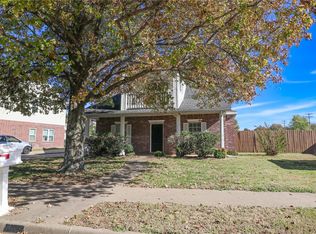 1118 N Heritage Ave, Fayetteville, AR 72704
