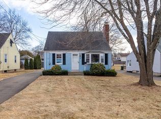 47 Robbins Ave, Newington, CT 06111
