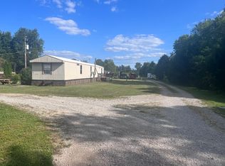 40 Charlie Rd, Fraziers Bottom, WV 25082