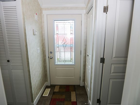 4th image of 3700 Louis Creek Rd #2