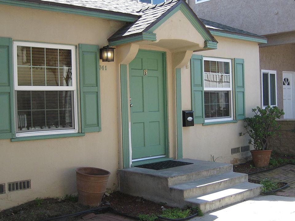 1st image of 741 Jamaica Ct