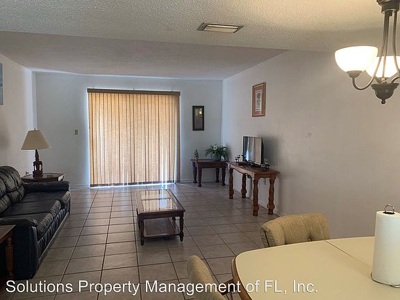 5th image of 2489 Country Club Dr