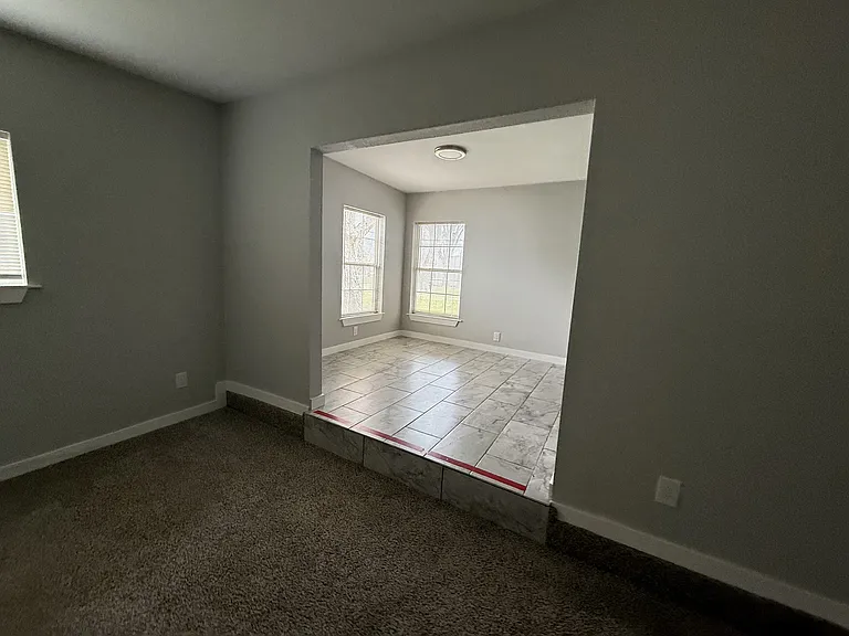 311 Ryan Dr — Photo 10