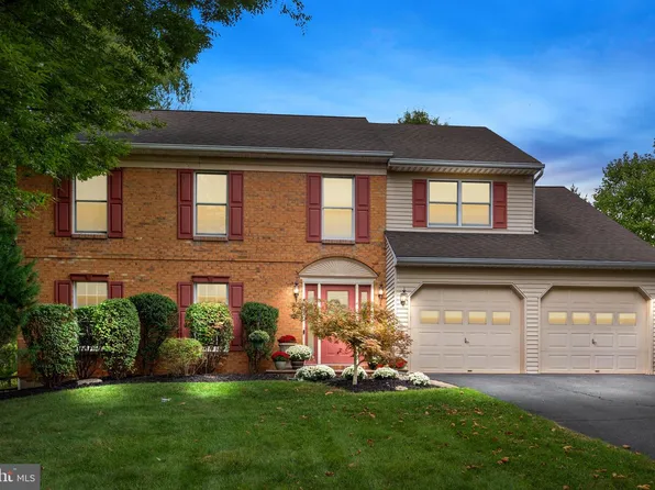 150 Hartford Ln, Newtown, PA 18940