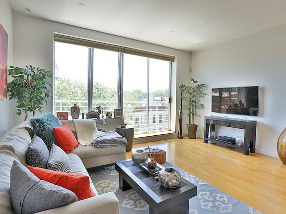 4th image of 111 Monroe St #4C