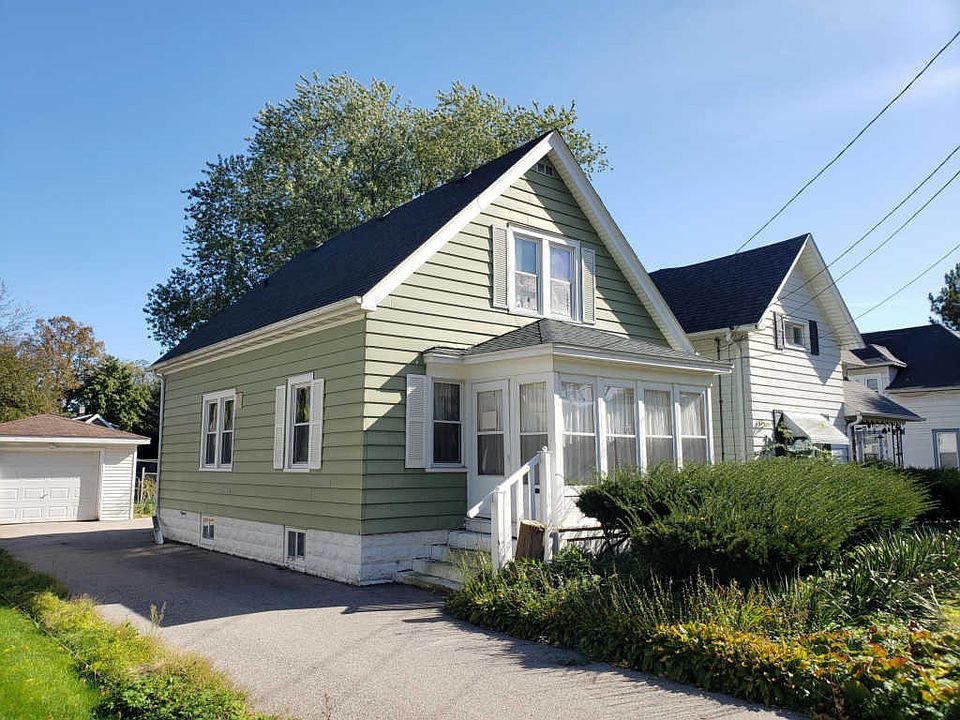 1st image of 1531 Whiterock Ave