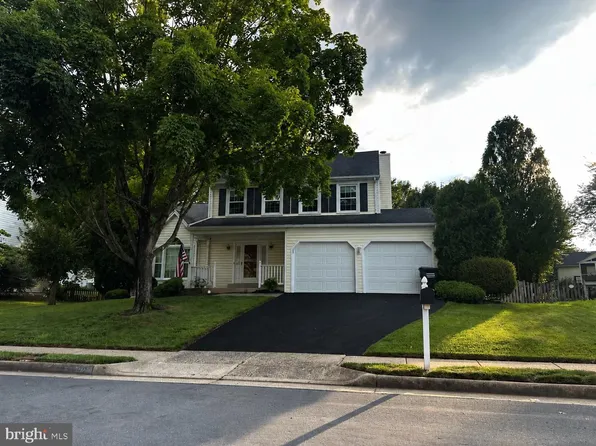 5722 Rocky Run Dr, Centreville, VA 20120