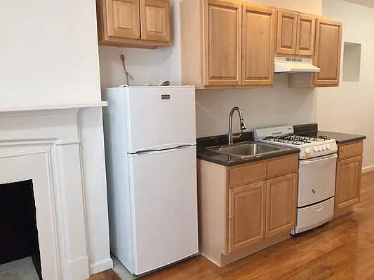 Rented by RV Realty | media 10