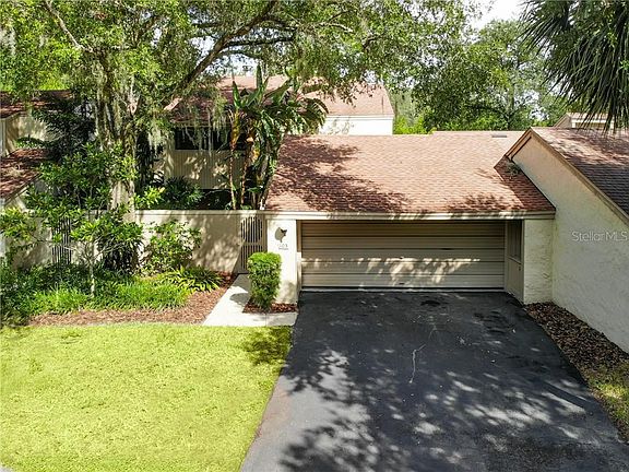 2nd image of 103 Wild Holly Ln