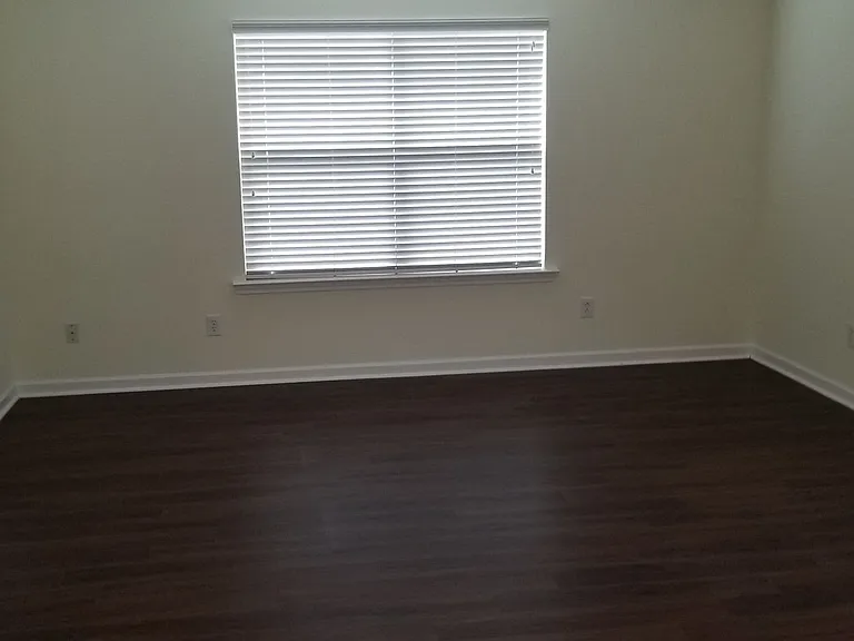 2761 Groovers Lake Point — Photo 10