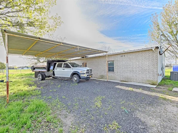 2379 Vz County Road 3810, Wills Point, TX 75169