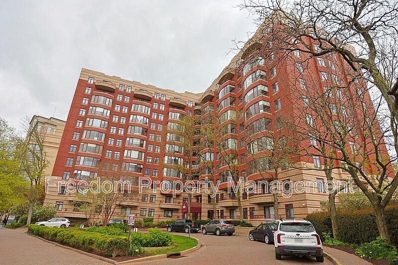 1st image of 2400 Clarendon Blvd APT 205