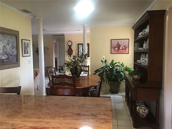 4th image of 9724 Deerfoot Dr