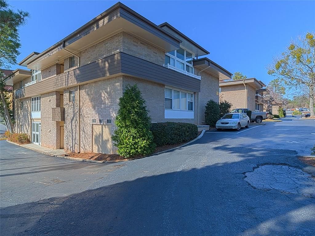 346 Carpenter Dr, Sandy Springs, GA 30328 Zillow