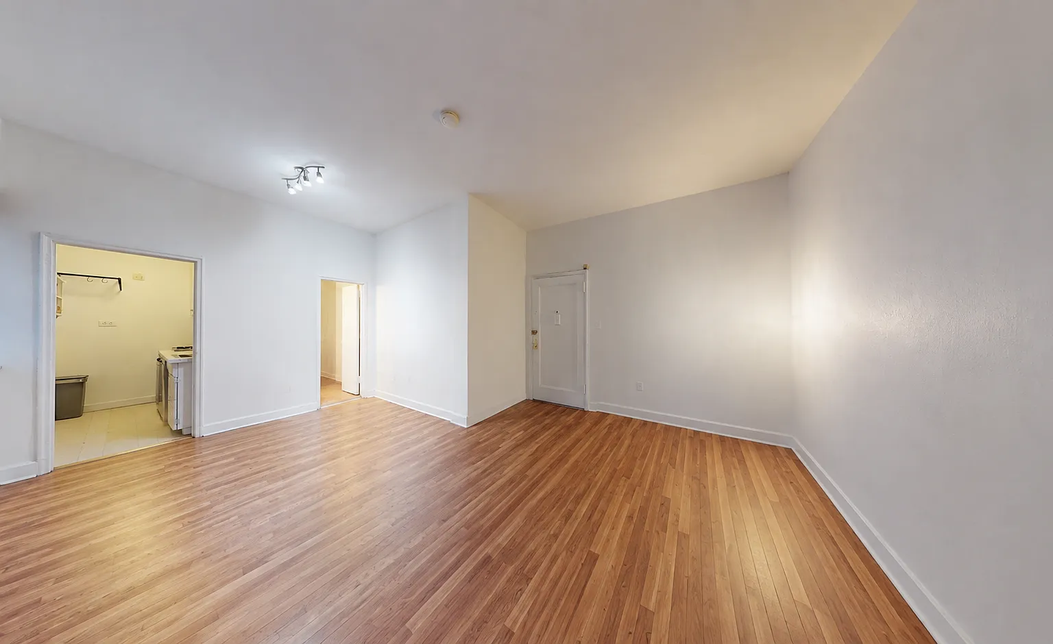57 West 58th Street — Photo 4