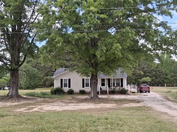 6421 Riley Hill Rd, Wendell, NC 27591