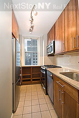 Sold by NextStopNY | media 10