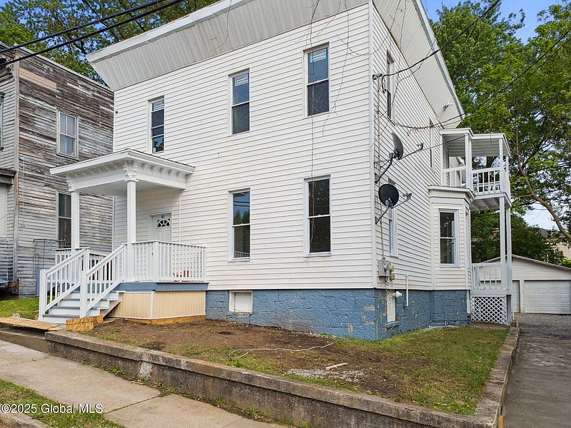 3rd image of 21 Kimball Street