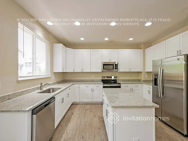 11027 Chesmore St — Photo 8