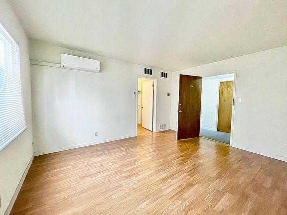 5th image of 1818 N St APT 105