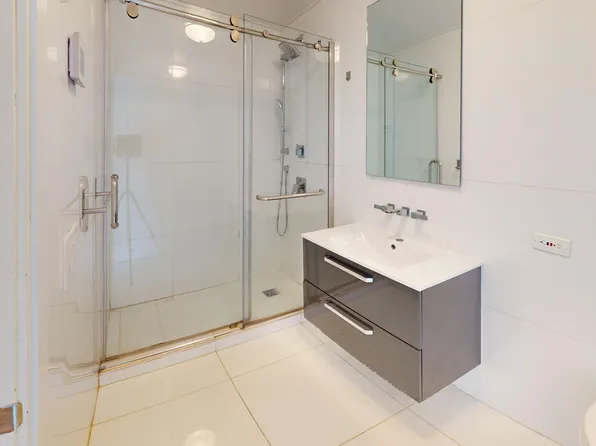 237 East 34th Street image 13 of 29