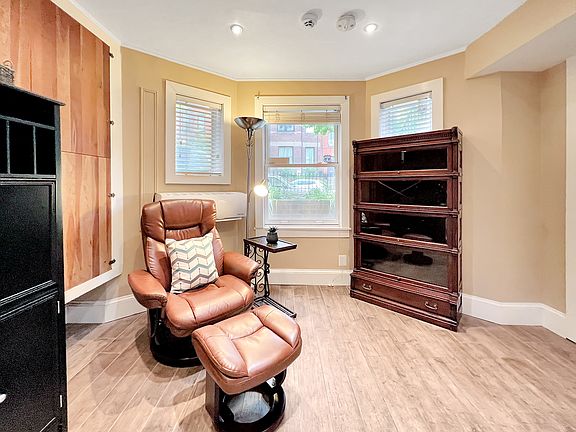 5th image of 2019 O St NW #2