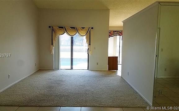 5th image of 9400 NW 31st Pl