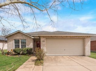 8121 York Beach Pl, Arlington, TX 76002