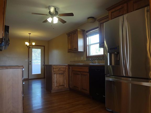 2nd image of 2702 Hackberry Dr