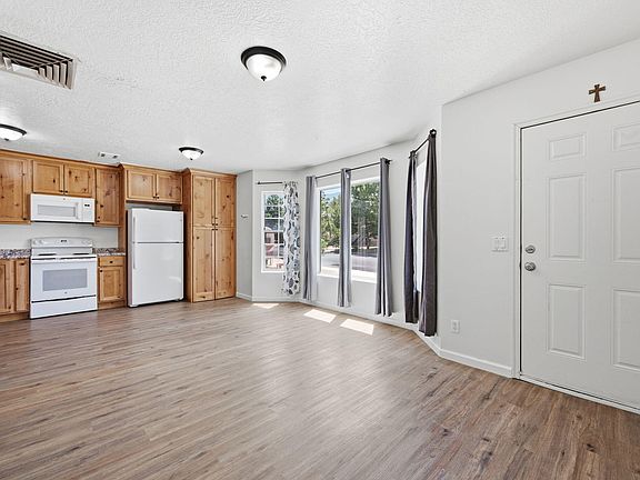 3rd image of 1176 W 425 S