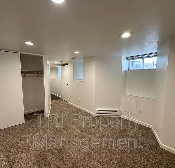 1526 9th Ave #4 — Photo 18