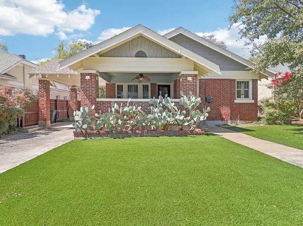 1406 Clover Ln, Fort Worth, TX 76107