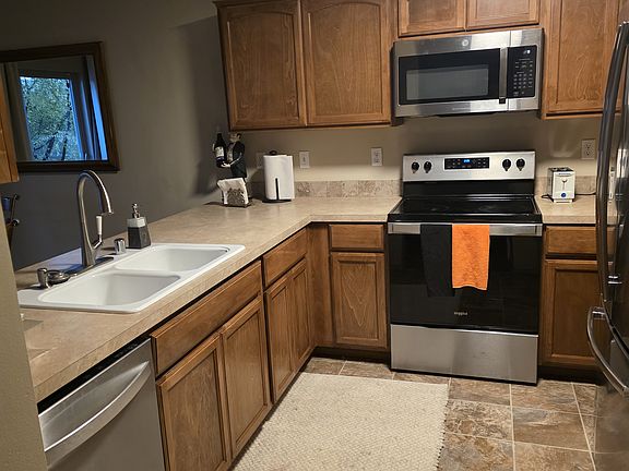 4th image of 9306 N Mountain Ln #9306