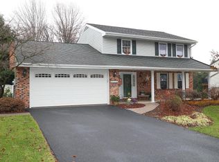 315 Curby Dr, Mountville, PA 17554